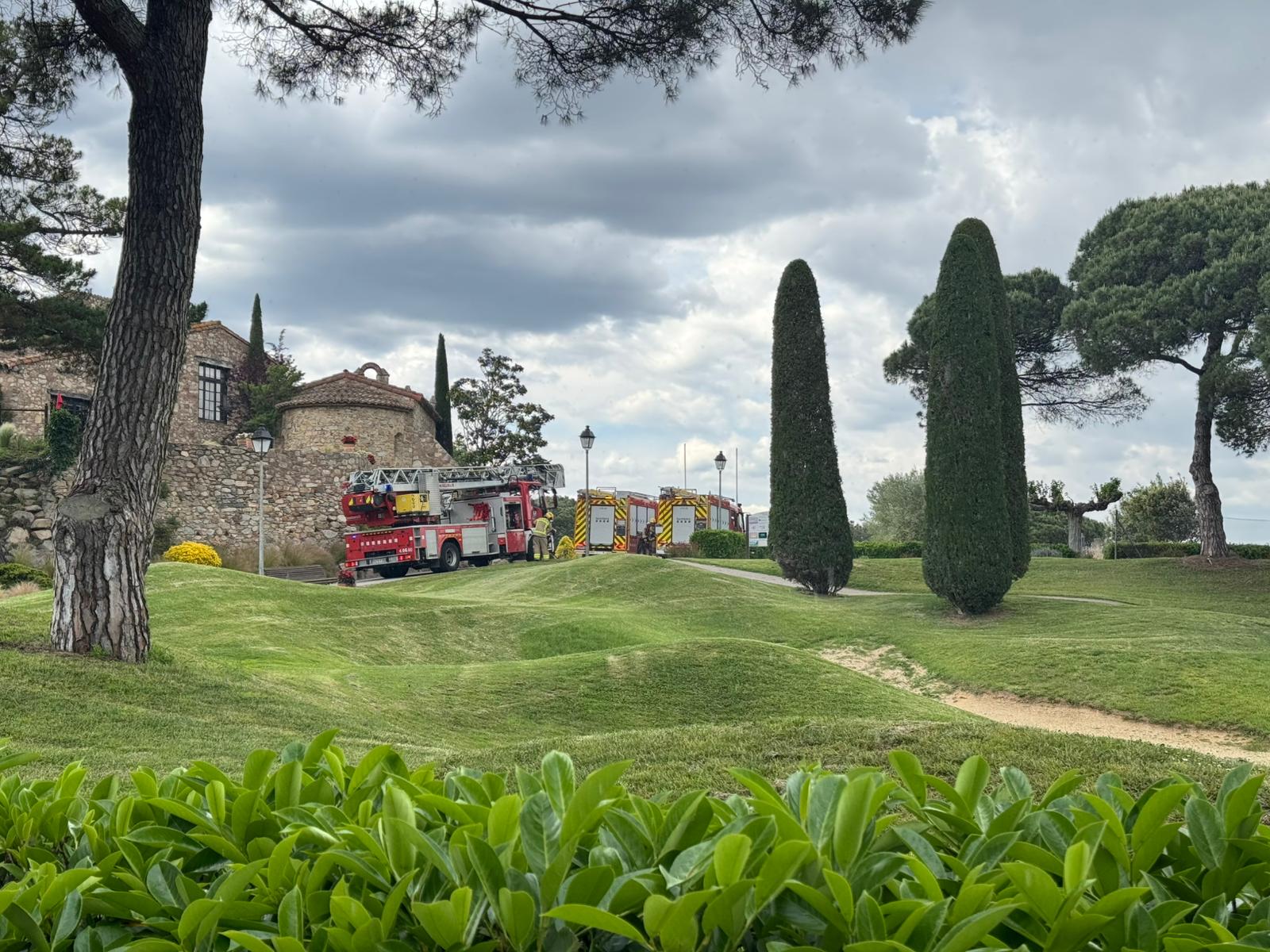 Un petit incendi a Vallromanes retarda les classificacions